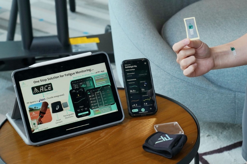 PointFit研发的可侦测肌肉疲劳程度的汗水传感器。 叶伟豪摄 PointFit研发的可侦测肌肉疲劳程度的汗水传感器。 叶伟豪摄