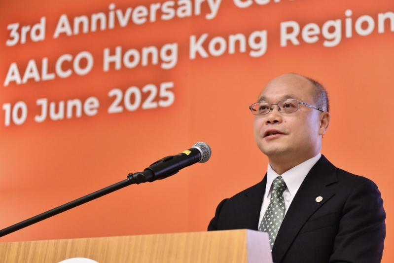 中联办法律部部长刘春华。 中联办法律部部长刘春华。