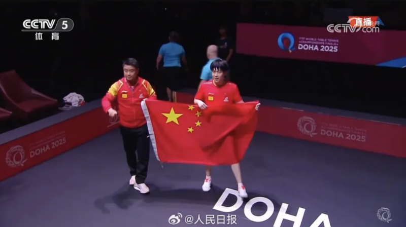 王皓(左) 王皓(左)