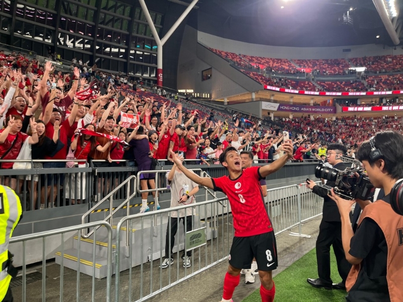 叶鸿辉大赞启德主场馆 叶鸿辉大赞启德主场馆