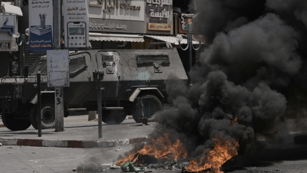 约旦河西岸持续动荡,暴力事件不绝于耳。 约旦河西岸持续动荡,暴力事件不绝于耳。