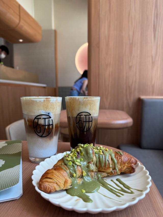 人气开心果甜品“研香” 人气开心果甜品“研香”