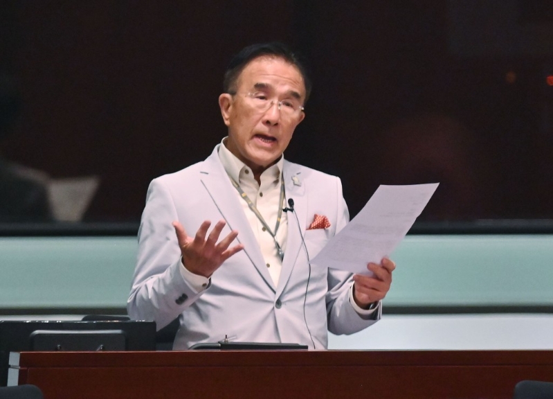 实政圆桌田北辰。 实政圆桌田北辰。