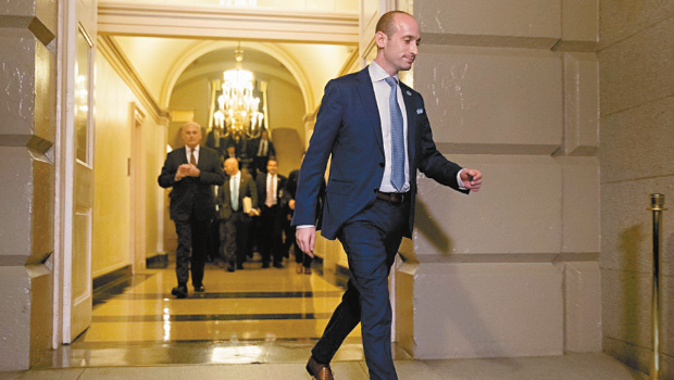 白宫副幕僚长米勒近期频繁与ICE高层会面 白宫副幕僚长米勒近期频繁与ICE高层会面