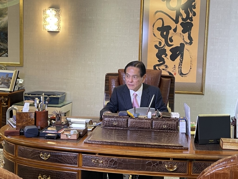 他提到若知道化疗会如此辛苦,宁愿“被刀斩一下”。.jpg 他提到若知道化疗会如此辛苦,宁愿“被刀斩一下”。.jpg