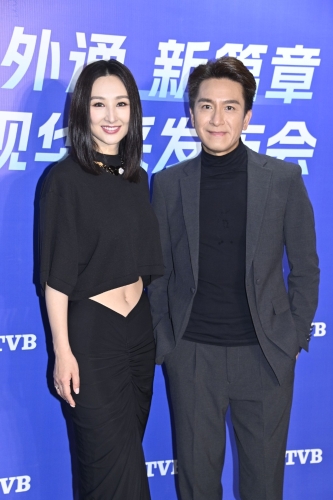 马国明、高海宁这一对十分有观众缘。 马国明、高海宁这一对十分有观众缘。