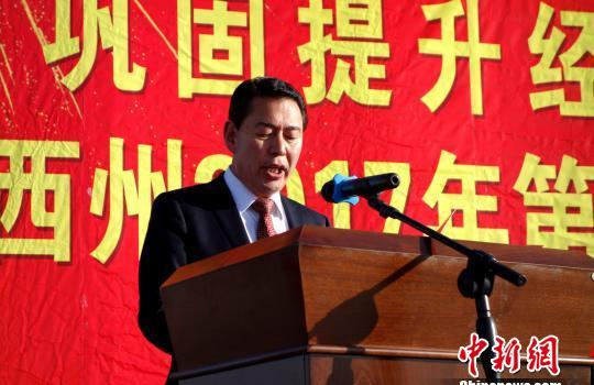 德令哈市前市长李春生。 德令哈市前市长李春生。