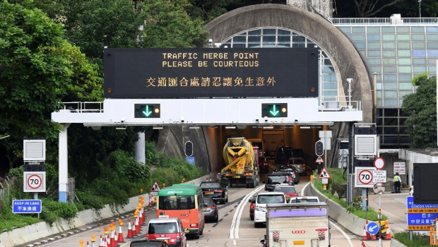 当局表示将率先考虑调整香港仔隧道和城门隧道等,多年未曾加价的隧道的价格。 当局表示将率先考虑调整香港仔隧道和城门隧道等,多年未曾加价的隧道的价格。