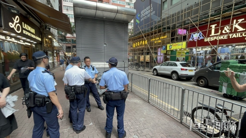 警察 警察
