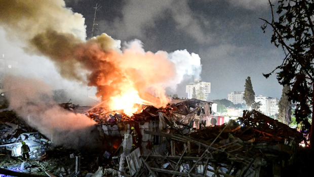 伊朗炸以色列“中科院”画面曝光 伊朗炸以色列“中科院”画面曝光