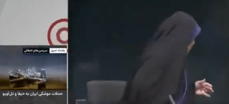 迅速转身逃离现场。 迅速转身逃离现场。