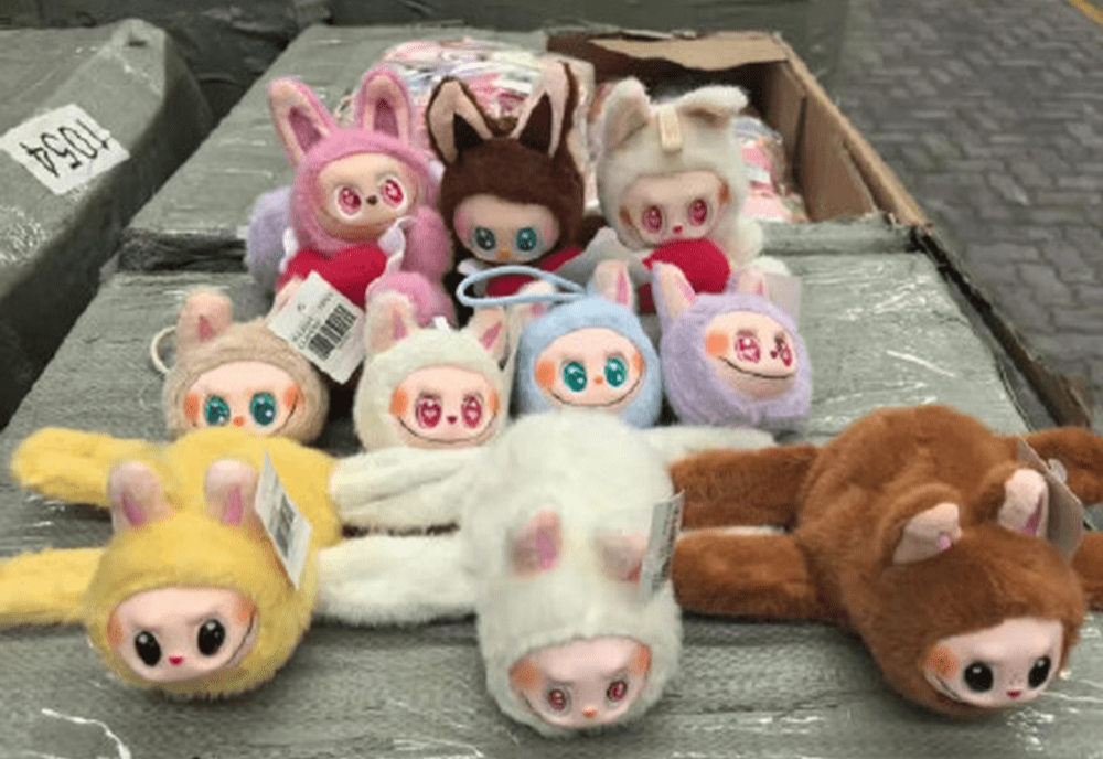 宁波海关检获2万多个冒牌“泡泡玛特”LABUBU。 宁波海关检获2万多个冒牌“泡泡玛特”LABUBU。