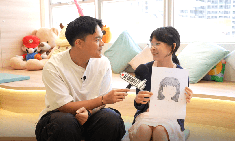 学生张凯瑶提及,奶奶平日非常疼爱她,经常抽空照顾她,且会分担家务。 学生张凯瑶提及,奶奶平日非常疼爱她,经常抽空照顾她,且会分担家务。