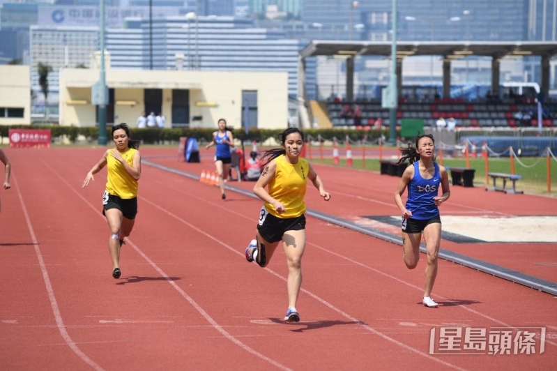 部分学校以陆运会成绩选拔学生参与学界比赛。 部分学校以陆运会成绩选拔学生参与学界比赛。