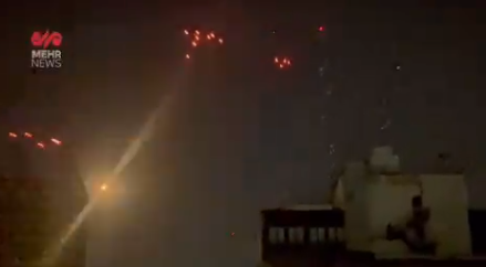 伊朗迈赫尔通讯社发布视频截图。 伊朗迈赫尔通讯社发布视频截图。