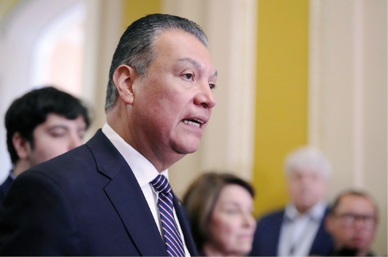 美国加州民主党参议员 美国加州民主党参议员