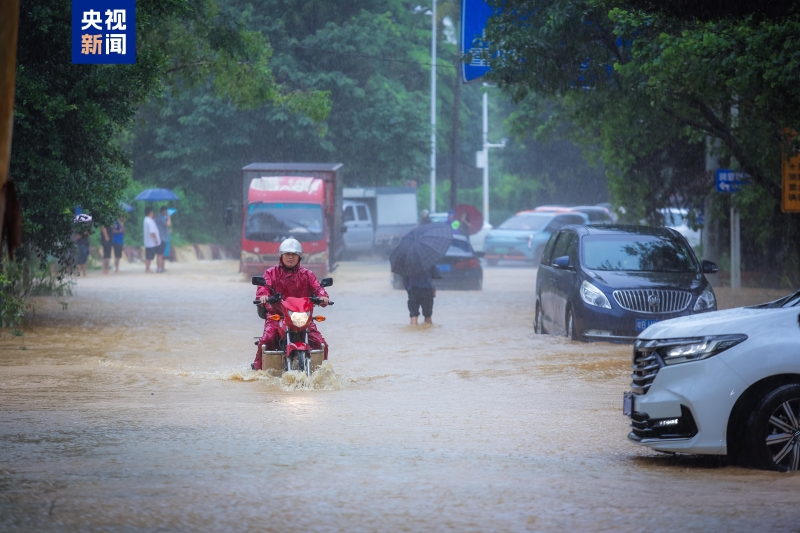 强降水致广东怀集全县19个乡镇受灾 强降水致广东怀集全县19个乡镇受灾