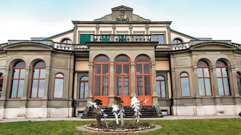 亨利慕时家族博物馆座落于莱茵河畔高地上的Charlottenfels庄园之中。 亨利慕时家族博物馆座落于莱茵河畔高地上的Charlottenfels庄园之中。