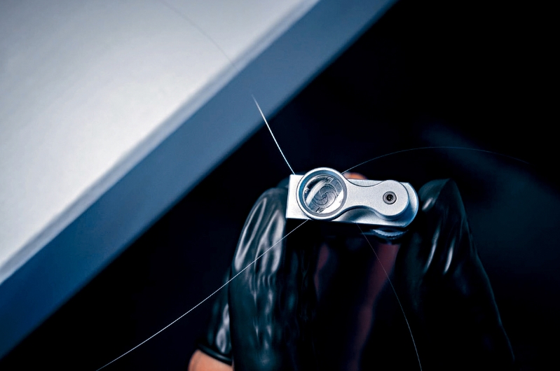 亨利慕时自家生产的斯特拉曼游丝(Straumann Hairsprings)是采用特殊合金材料制,藉以确保最高度的精准性能。 亨利慕时自家生产的斯特拉曼游丝(Straumann Hairsprings)是采用特殊合金材料制,藉以确保最高度的精准性能。