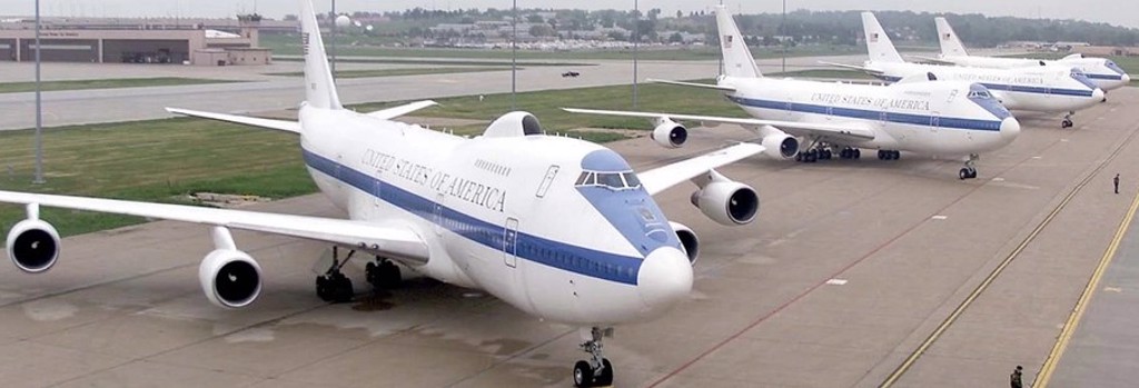 这是E-4B的主要驻地奥福特空军基地。 这是E-4B的主要驻地奥福特空军基地。