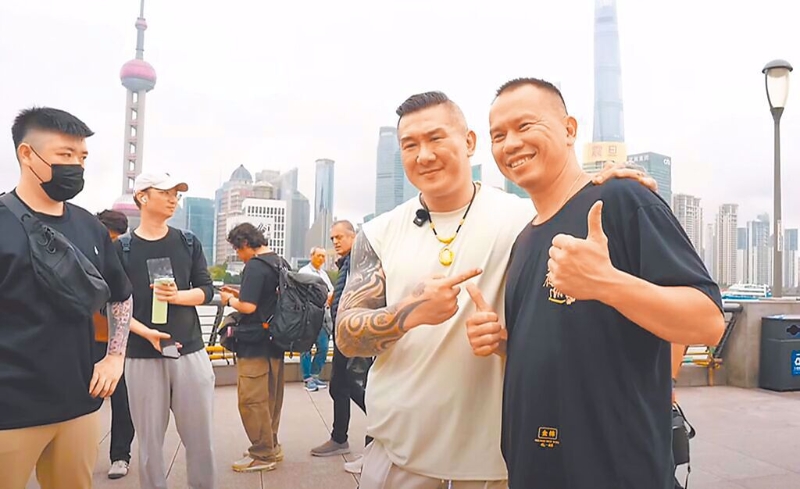 馆长访陆不只在两岸赢得超高人气 馆长访陆不只在两岸赢得超高人气