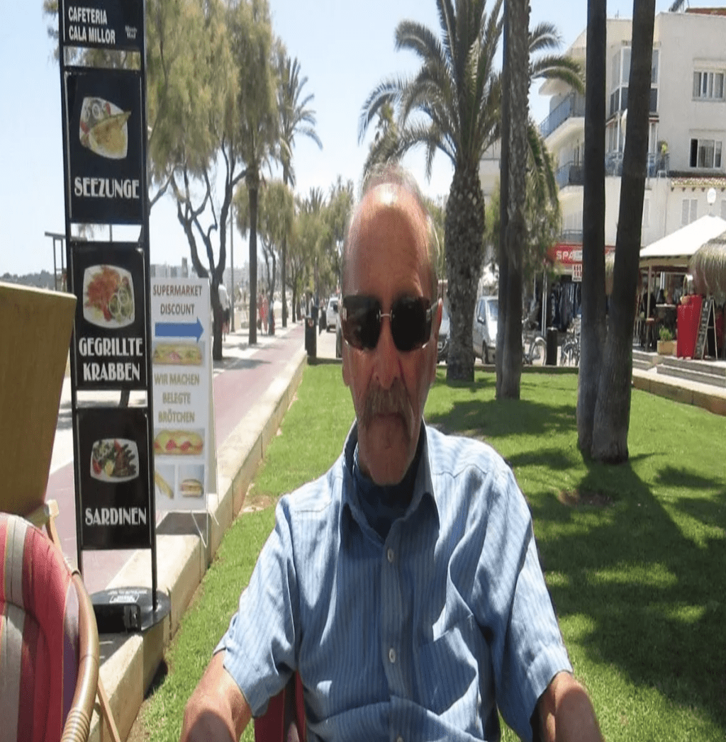 控方指,亨克尔斯被太太落药致动弹不得后,遭“放血”慢慢痛苦死去 控方指,亨克尔斯被太太落药致动弹不得后,遭“放血”慢慢痛苦死去