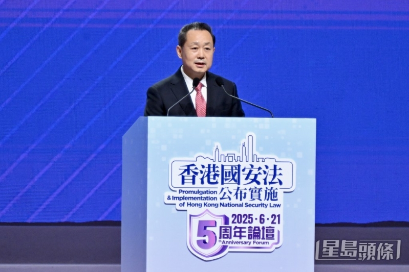 董经纬表示,《香港国安法》推动香港实现由乱到治的重大转折。 董经纬表示,《香港国安法》推动香港实现由乱到治的重大转折。