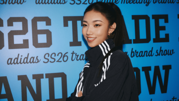 女星那尔那茜。 女星那尔那茜。