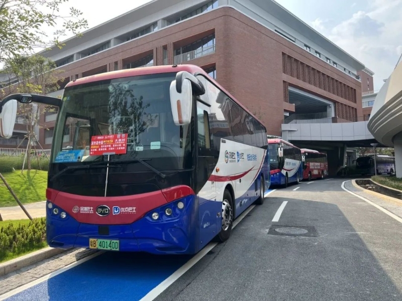 深圳全新“山姆口岸通”免费巴士专线开通,深圳湾口岸直达前海山姆。(示意图) 深圳全新“山姆口岸通”免费巴士专线开通,深圳湾口岸直达前海山姆。(示意图)