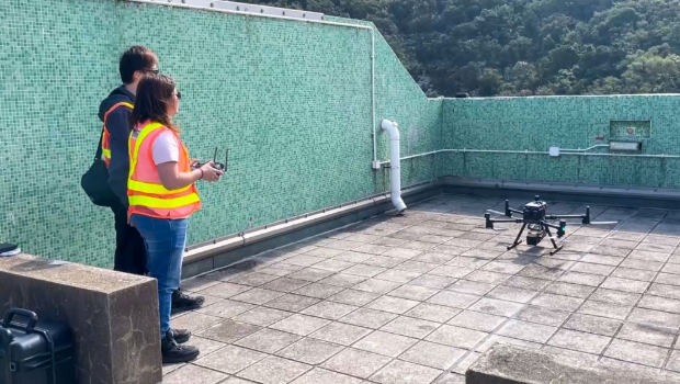 土力工程处正透过运输及物流局低空经济“监管沙盒”两个试点项目,测试新技术和应用场景。甯汉豪网志 土力工程处正透过运输及物流局低空经济“监管沙盒”两个试点项目,测试新技术和应用场景。甯汉豪网志