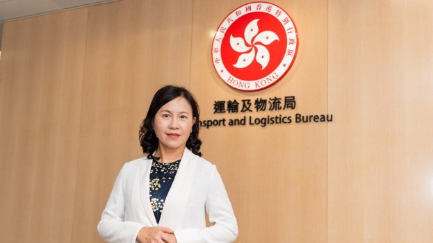 运输及物流局局长陈美宝接受《星岛》访问。 运输及物流局局长陈美宝接受《星岛》访问。