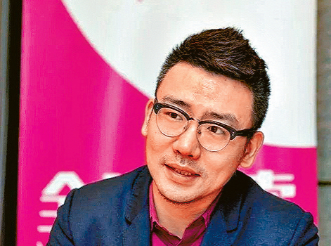 “唯品会”副总裁冯佳路被警方调查。 “唯品会”副总裁冯佳路被警方调查。