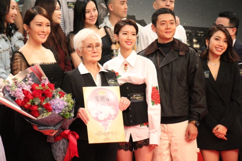 雪妮于2020年出席TVB剧集《踩过界II》时,宣布正式退休。 雪妮于2020年出席TVB剧集《踩过界II》时,宣布正式退休。