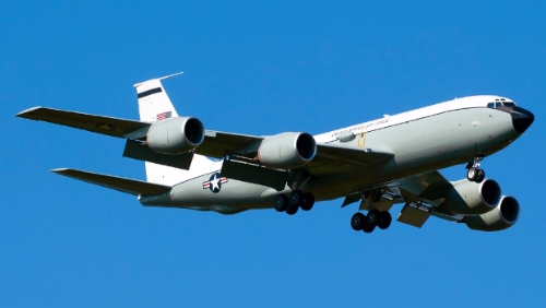 美军奇袭伊朗核设施罕见“核侦察机”现踪 美军奇袭伊朗核设施罕见“核侦察机”现踪