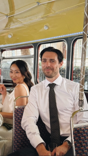 苗彤大晒婚纱照。 苗彤大晒婚纱照。