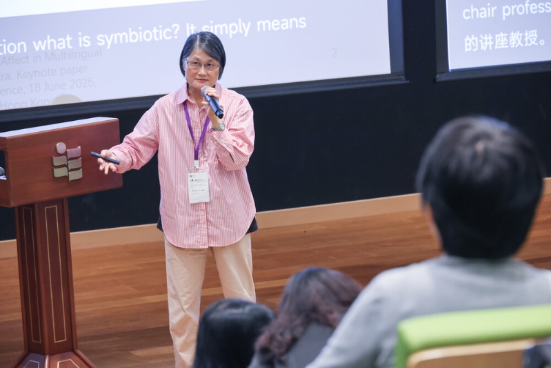 香港教育大学练美儿教授发表主题演讲。 香港教育大学练美儿教授发表主题演讲。