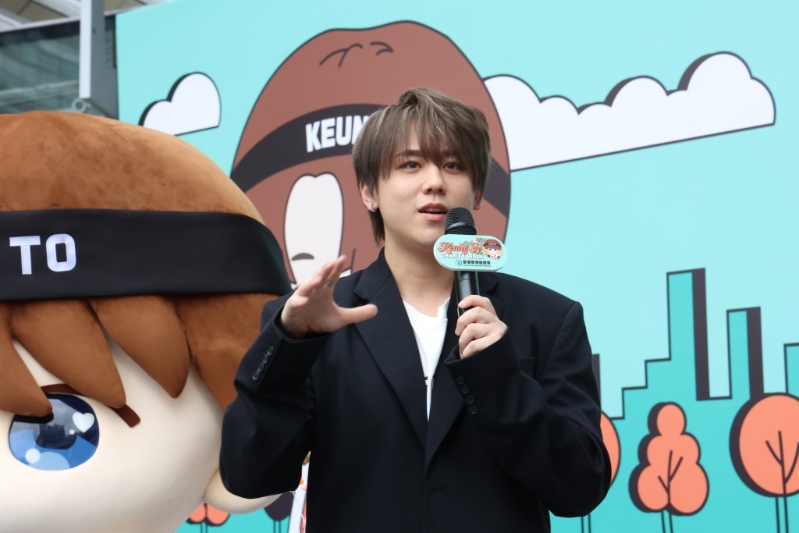 “香港顶流”姜涛。.jpg “香港顶流”姜涛。.jpg