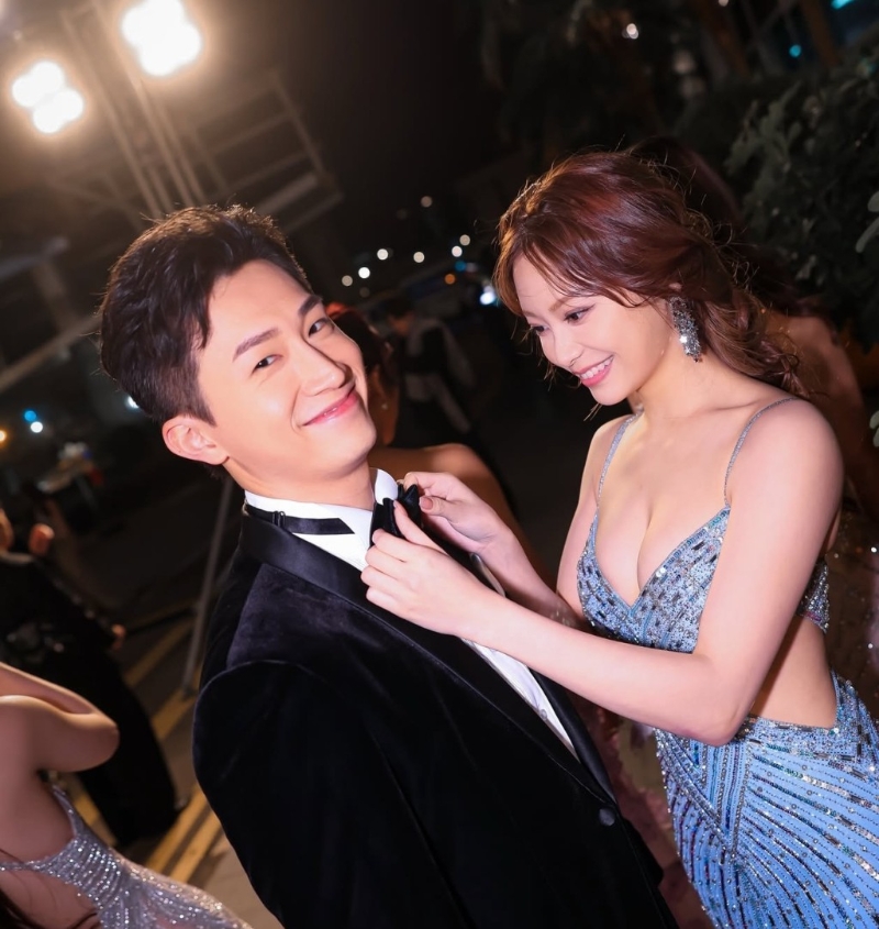 曾展望与叶蒨文因近月参加《女神配对计划》而爆红。 曾展望与叶蒨文因近月参加《女神配对计划》而爆红。