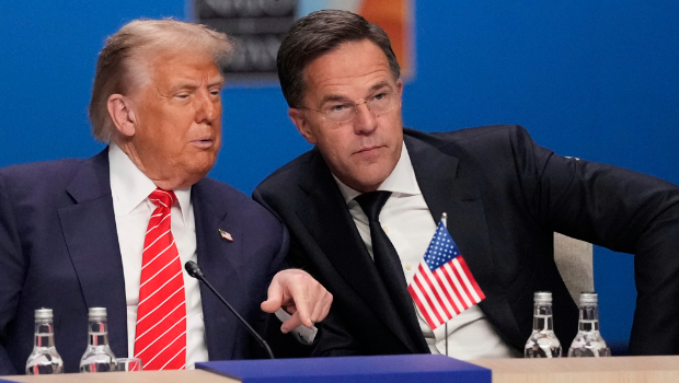 特朗普与北约秘书长 特朗普与北约秘书长