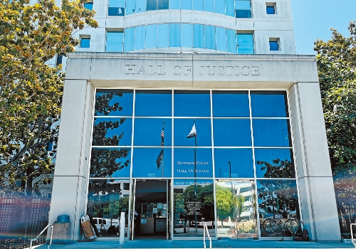 圣他克拉县高等法院。 圣他克拉县高等法院。