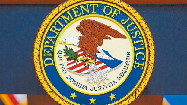 法律专家表示,司法部决定起诉马州全体联邦地区法官的情况极为罕见,他们从未见过这样的诉讼。 美联社 法律专家表示,司法部决定起诉马州全体联邦地区法官的情况极为罕见,他们从未见过这样的诉讼。 美联社