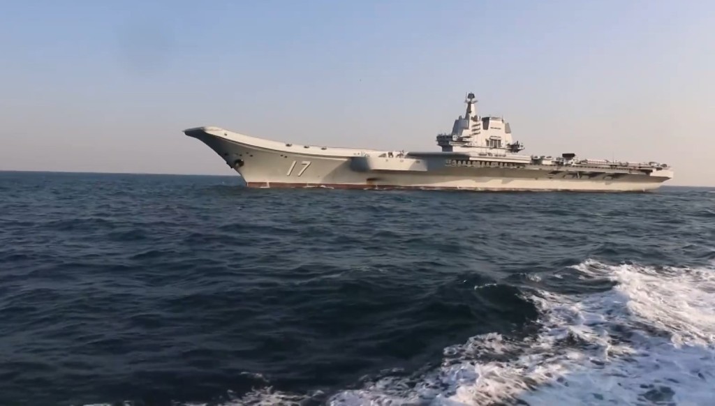 解放军山东舰航母。 解放军山东舰航母。