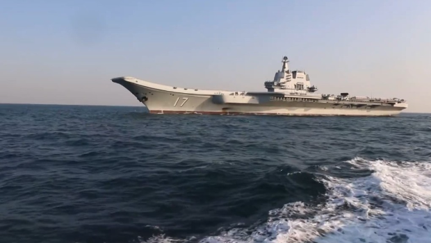 解放军山东舰航母。 解放军山东舰航母。