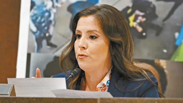 大幅领先对手 大幅领先对手