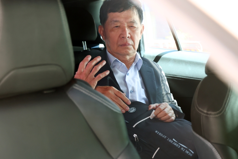 台北地院审理京华城案,1日提讯羁押中的柯文哲、沈庆京,进行一整天的勘验同案被告、前北市副市长彭振声接受检方讯问时录像内容。 台北地院审理京华城案,1日提讯羁押中的柯文哲、沈庆京,进行一整天的勘验同案被告、前北市副市长彭振声接受检方讯问时录像内容。