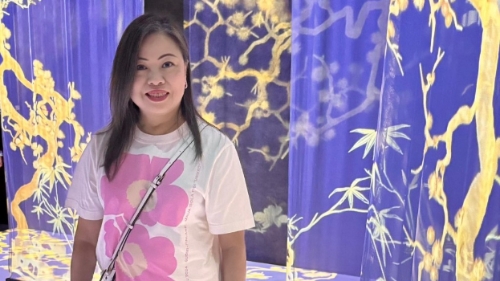 罗淑佩参观香港故宫 罗淑佩参观香港故宫