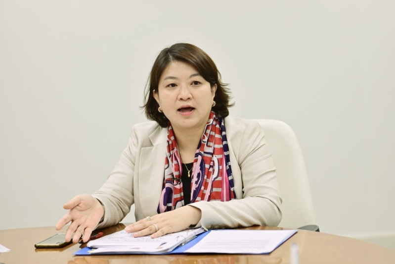 如李夏茵加盟医管局,或可与政府合作共同推行改革。 如李夏茵加盟医管局,或可与政府合作共同推行改革。