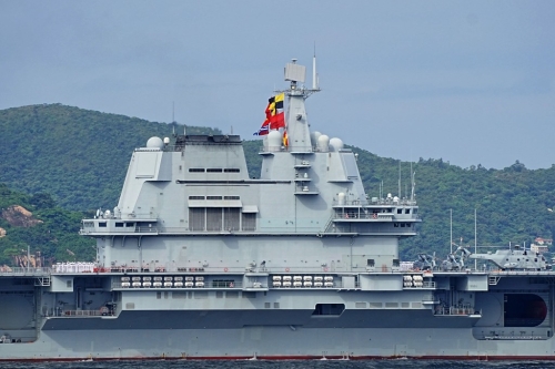 山东舰 - 山东舰航母编队访港。3 山东舰 - 山东舰航母编队访港。3