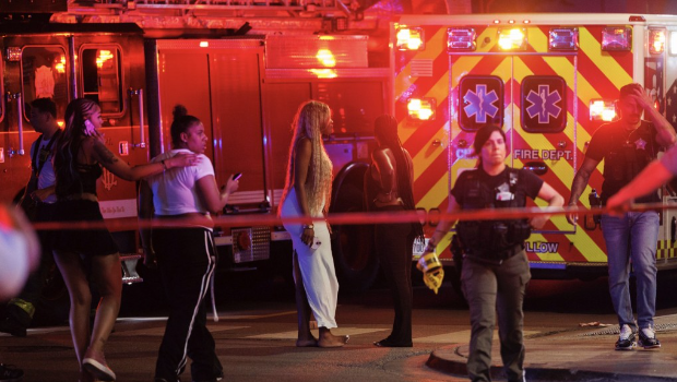 芝加哥发生枪击案。 芝加哥发生枪击案。