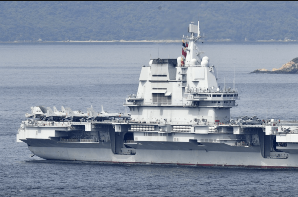 海军航母山东舰编队昨起一连访港5日。.png 海军航母山东舰编队昨起一连访港5日。.png